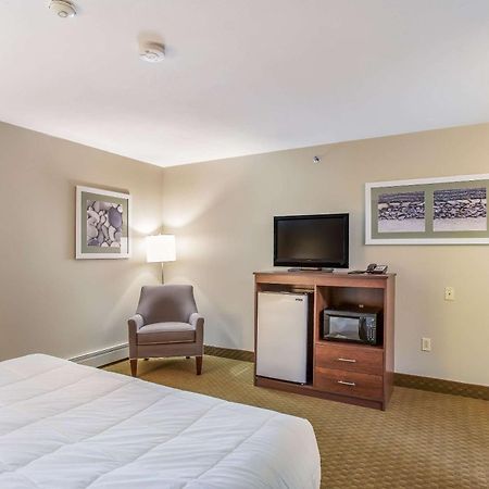 Quality Inn & Suites Gorham Exterior photo